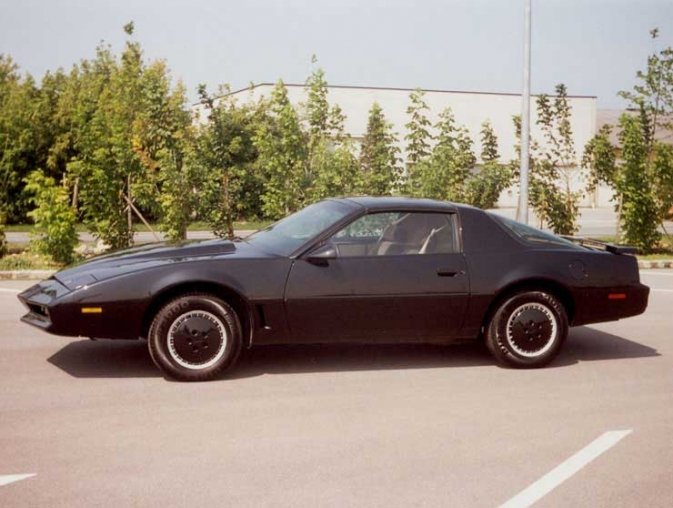 Az én autóm: KITT replica 3