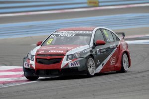 Két magyar versenyző a WTCC-ben! 1