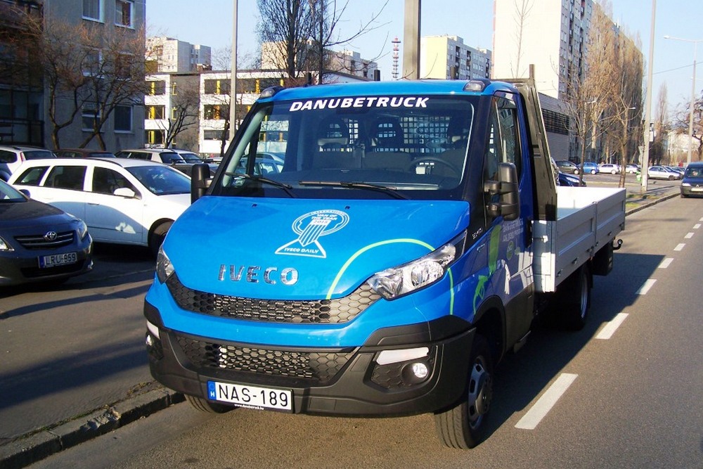 Faszállítás földgázzal: Iveco Daily CNG teszt 101