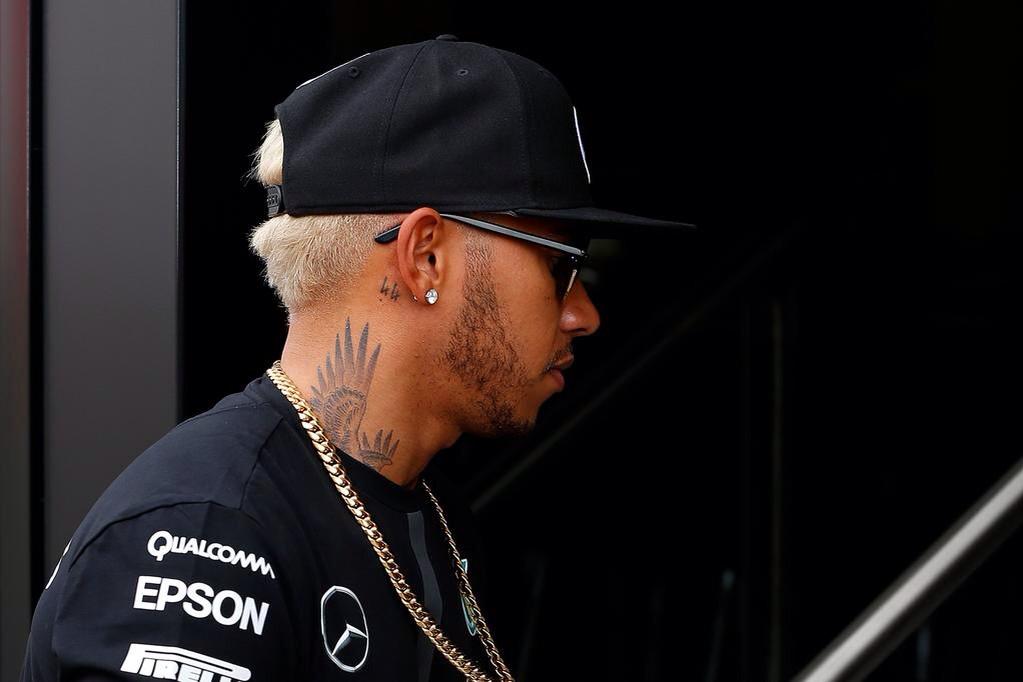 F1: Sírva röhögős Hamilton új tetkója 7